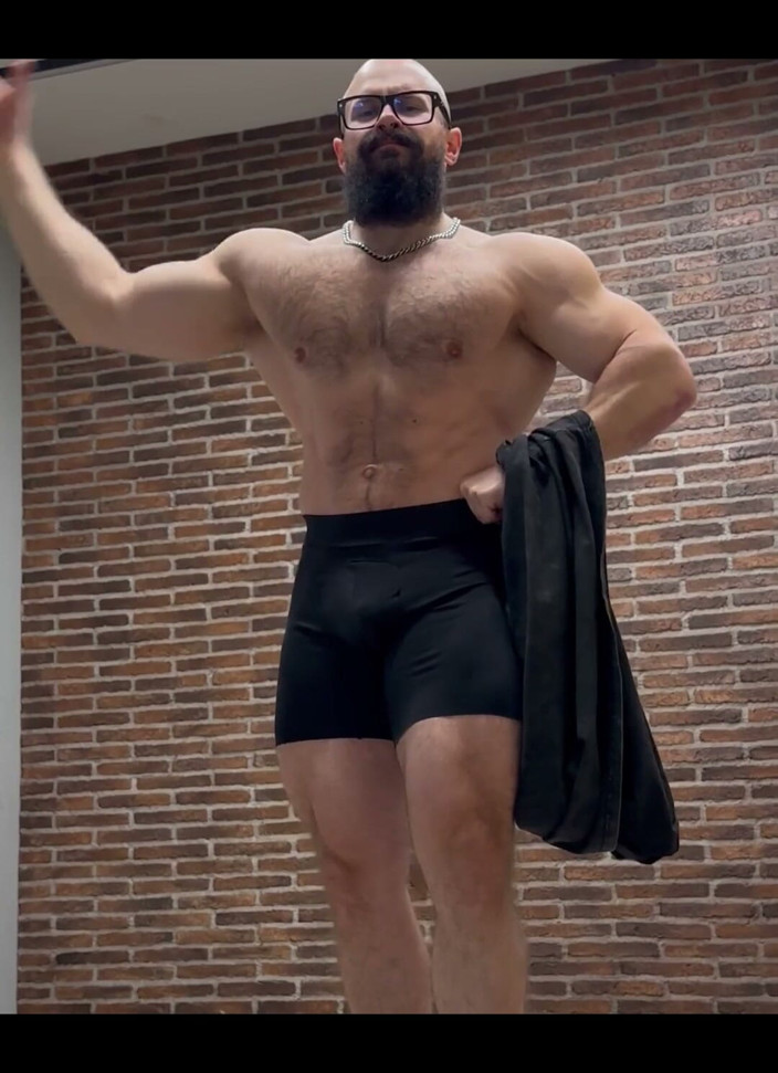 Mister Stone: Hard Veiny Musculare Flex de pecs