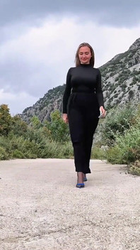 Crushing in Heels