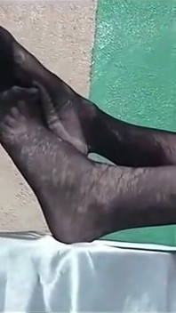 Nylon Feet 12