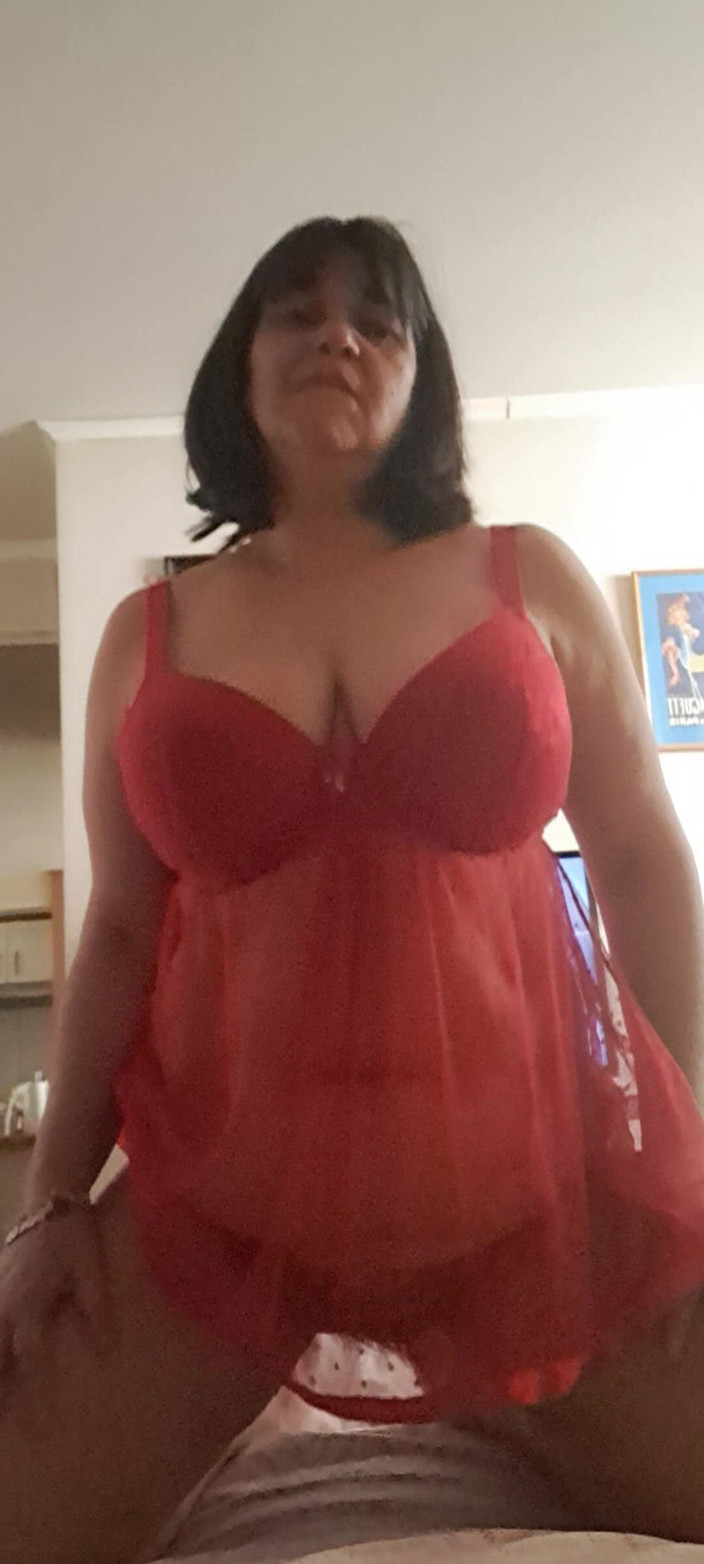 Mommy big hairy pussy: Showing off Hot MILF Tits