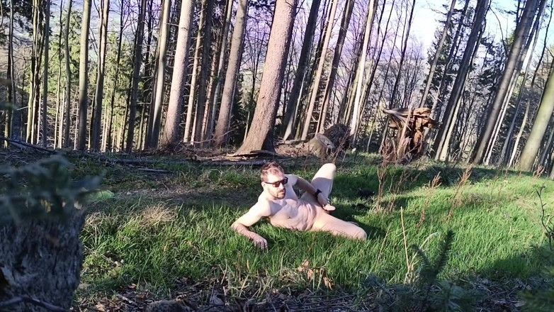 kickerscooter: Naked in Forest