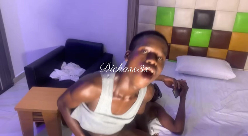 Dickass3x: Küçük çılgın oğlum bir profesyonel gibi büyük siyah 3x gücüme biniyor