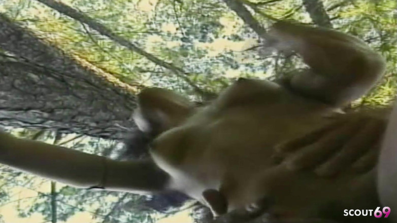 Shemale TS Collection: Shemale batang besar miang dikongkek dubur ketat oleh zakar tebal