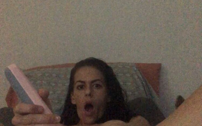 Lou Lipps: Кружаюсь и использую мои игрушки, как это твой член