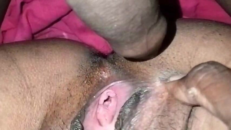 Mava mava: Istri orang ditelanjangin dan dientot semalam sleing