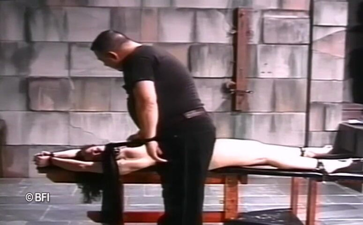 House of lords and mistresses in the spanking zone: Supunere majoră 2