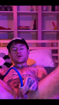 Pumping My Tdick, Come Suck?