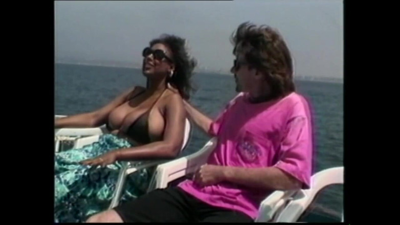 MUSCHI TV - our best full movie: Sciatta fica fisting mentre in gola profonda grosso albero venoso