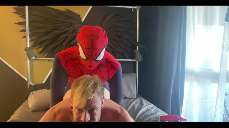 MilesHenryXXX: Door het verdomde glas