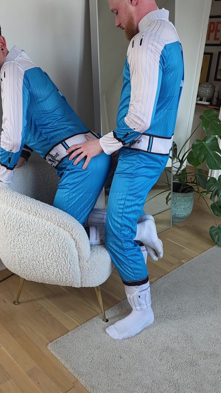 gaynaughtywelsh: Putas Fantásticas Con Polla Pelirroja
