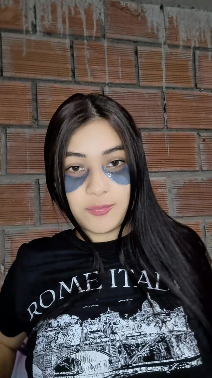 Yulieth Gomez: Yulieth Spills Hot Pussy Fast and Deep