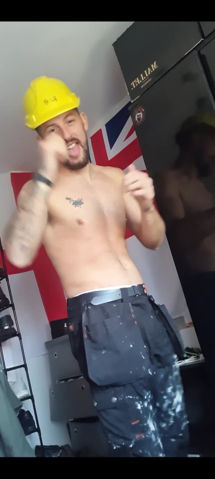 Englishtom20vip: Ver esto es pequeño