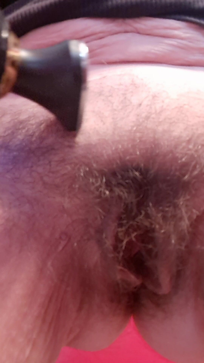 Naughty alchemy: Mencukur keluar dari Bush