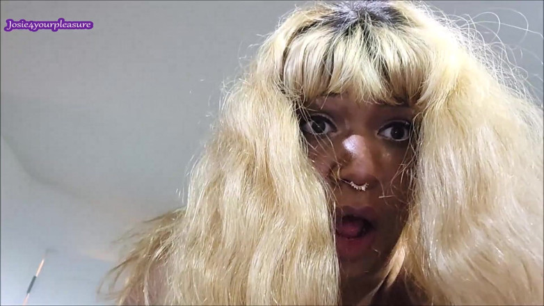 Josie4yourpleasure: Возбужденная засветимая подруга крошка в видео от первого лица, HD