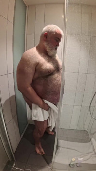 Taking a Shower in Stuttgart