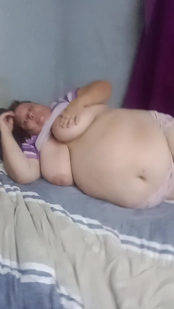 hothouse18xxx: Une Grosse Femme Mariée Se Fait Baiser