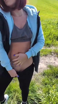 À la campagne, je taille une pipe à un inconnu