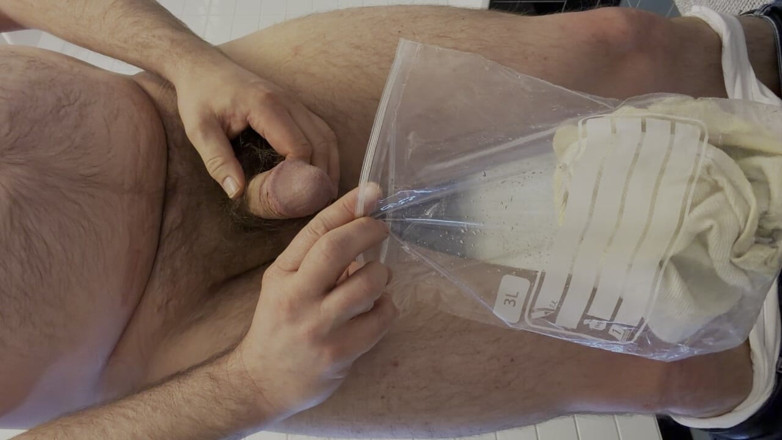 Beardedcummer: Piss Collection - 20 Min Juicy Lemonade!