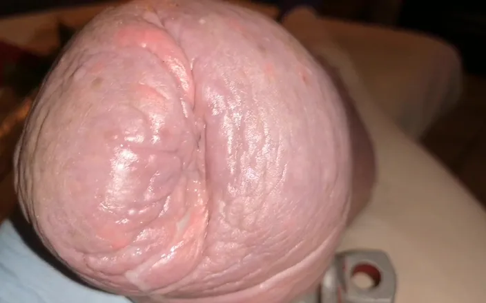 Monster_Meat_: Close up cuming