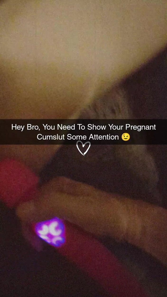 Richelle Rose: Vernachlässigte Schwangere Spermaschlampe Betrügt Und Wird Bei Snapchat Vollgespritzt