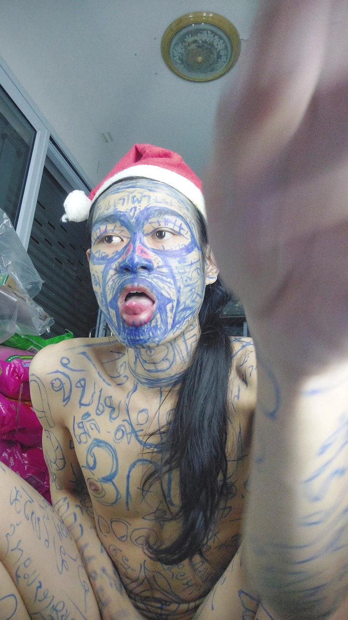 Clown likes to play with colors: Klaun si hraje s inkoustovým perem