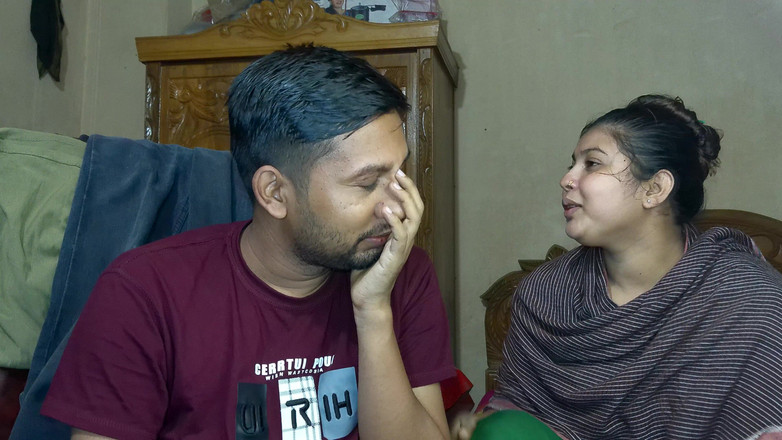 Desi Video BD: 夫の夜の仕事に動揺、駆け出しの主婦