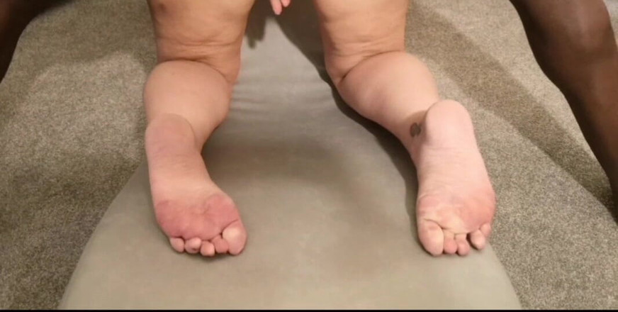 Shadow Dimitri: Kayleigh Davis要求迪米特里帮助测试她的新