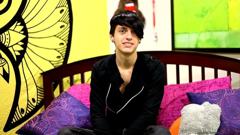 Lollipop Twinks: Emo dễ thương jae landen là một người yêu thực...