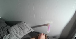 ScaninForFun: Dvojitý dildo protahování kundičky a hluboké hrdlo s análním dokončením