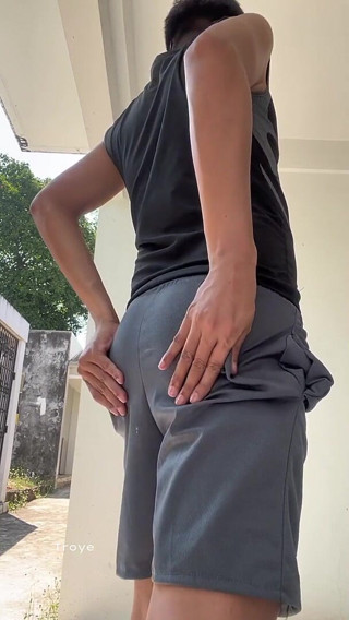 Tight Gym Outfit Makes Me Cum a Lot