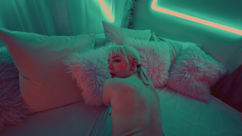 Jolie Lyon: Meine gruselige freundin in meinem zimmer