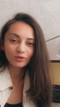 Primul Meu Sărut Lesbian