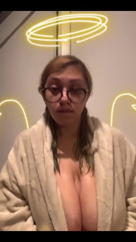 Feeling Myself After a Nice Long Bath and Shower