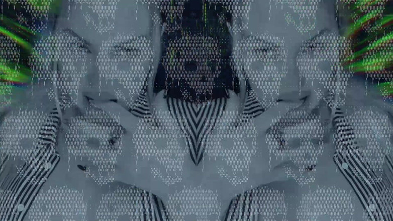 Goddess Misha Goldy: Halucination Exe moje rty uvnitř vašich myšlenek