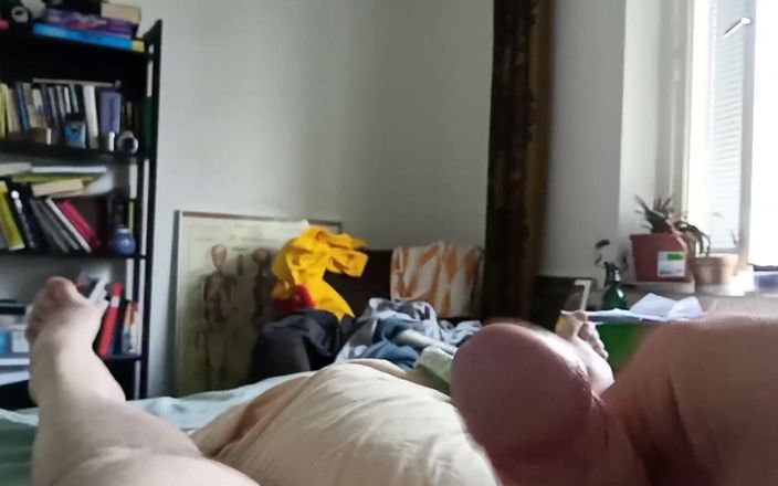 Big Pisser: Зйомки швидкого навантаження від мого гарячого члена.