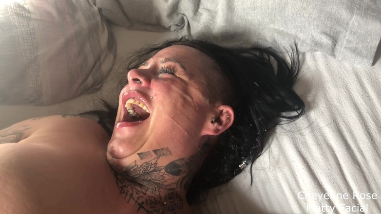 Cheyenne Rose 80: Bring sie zum kommen, dann spritzen auf ihr gesicht