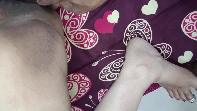 Muruga: Desi heiße tante fickt bevor sie nackt mit stiefschweder und...