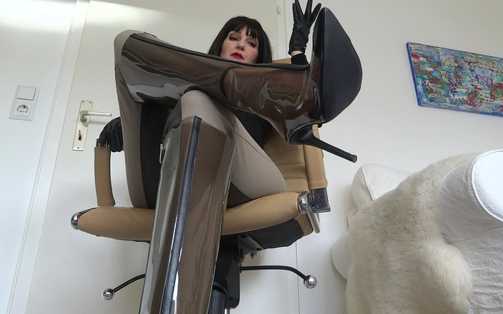 Lady Victoria Valente: 맑은 스틸레토 하이힐 부츠