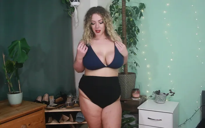 Sasha Curves: Bikini Try on &amp; Messy BJ Facial for Stepmom