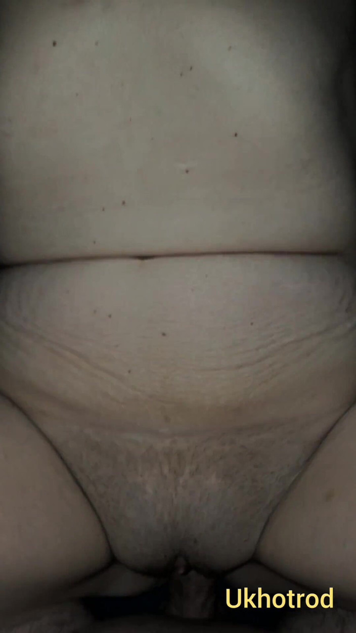 UK Hotrod: Parte 2 - follada desnuda a pelo hasta acabar con preñada