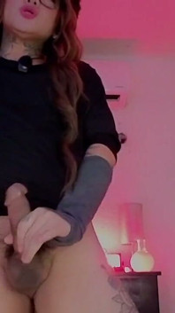 Fată nerd bogată cu orgasm pe 3 octombrie 2026 kimberlygati2