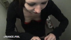 Girls Bang: Une nana sexy au hasard se fait baiser par le...