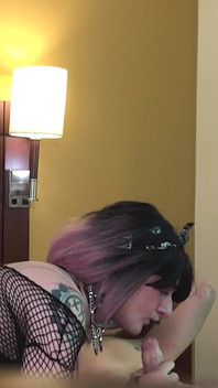 자지를 딥쓰롯하는 고스 Sissy Jade Madison - 모음집 6