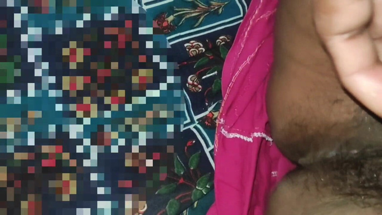 Sexy aunty: New Sex Video in Indian Village Couple