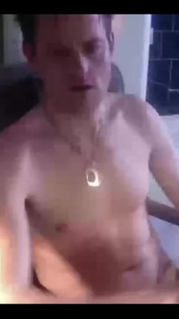 Harrys baise la vidéo du journal