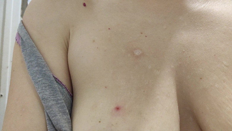 Miodelka: Kompilace protahování svalů, čůrání a mléčných koz 4K