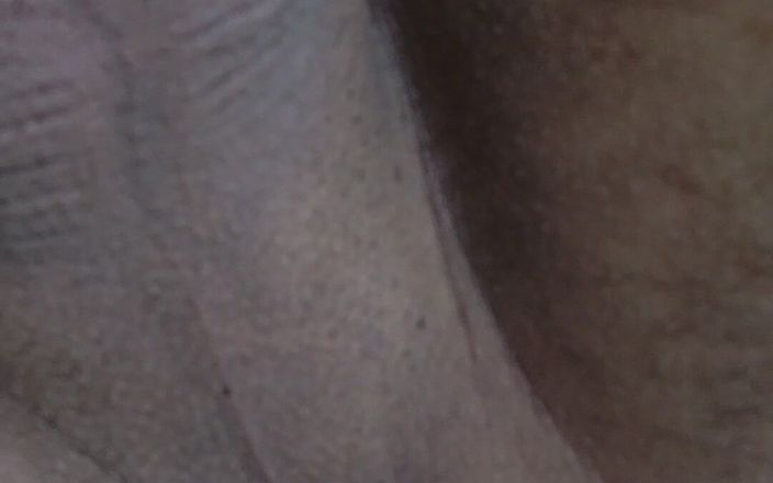 MK porn studio: Mujer pidió ver hombre desnudo a través de videollamada