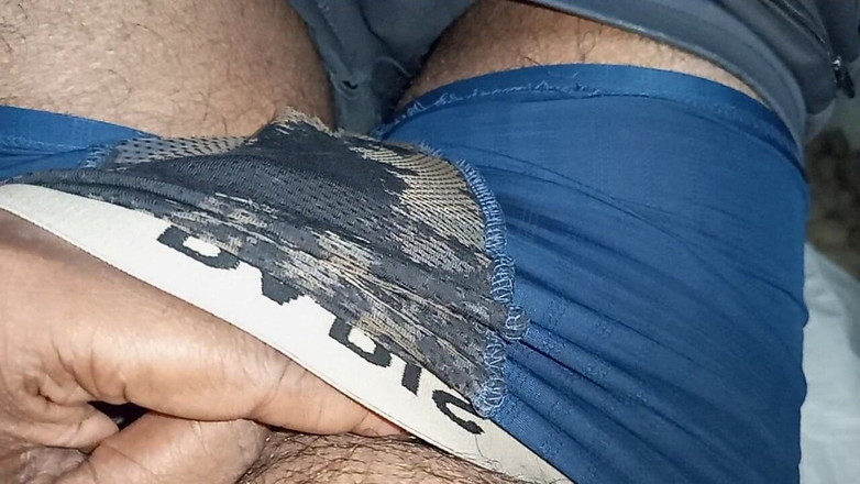 Sweet Indian cock: Індійський хлопець мастурбує