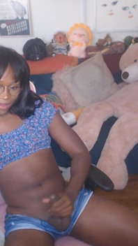 Petite Ebony Trans Girl Vanniall Unleashes Massive Cumshot All Over Her Face