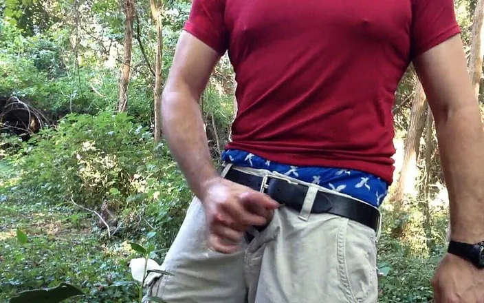 TJenner: Jerking off in the Woods. Wanking in the Field, Cum.